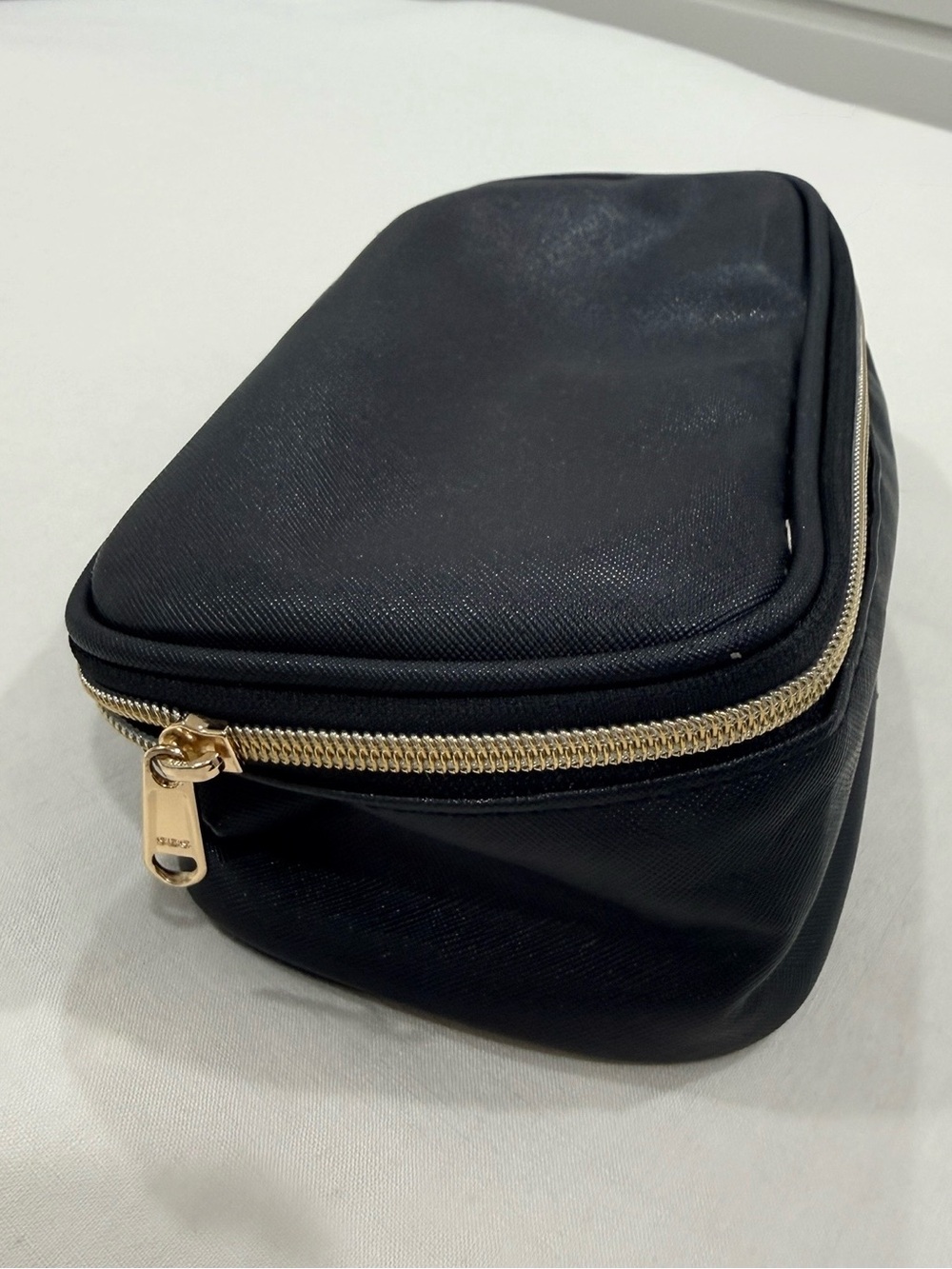 Black Travel Makeup Bag Cosmetic Organizer Toiletry Case Gold Zip - Picture 3 of 9